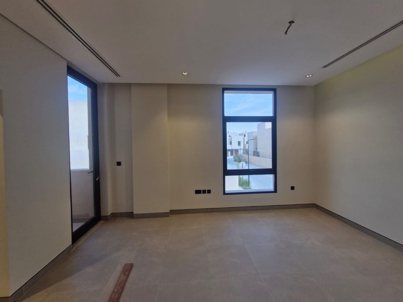 🏡 Luxury Villa for sale in Ewan Sedra 2 (tuwaiq villa) – Roshn Front